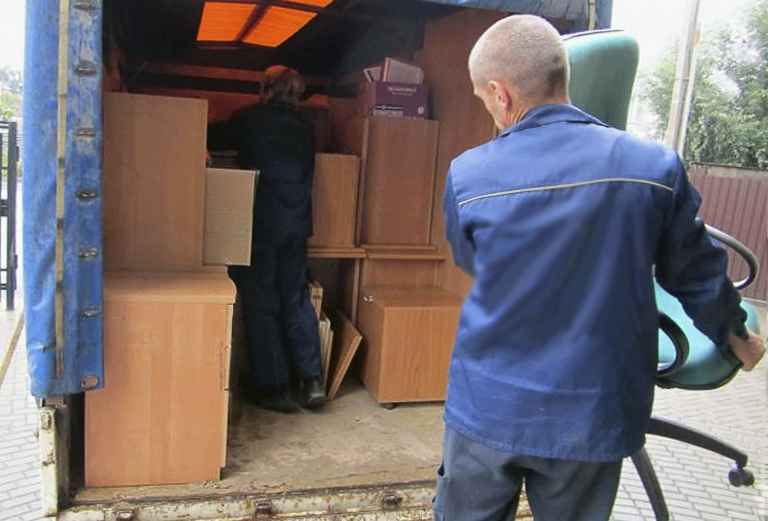 Заказать газель перевезти  мебель, коробки из Черемыкина в Бийск